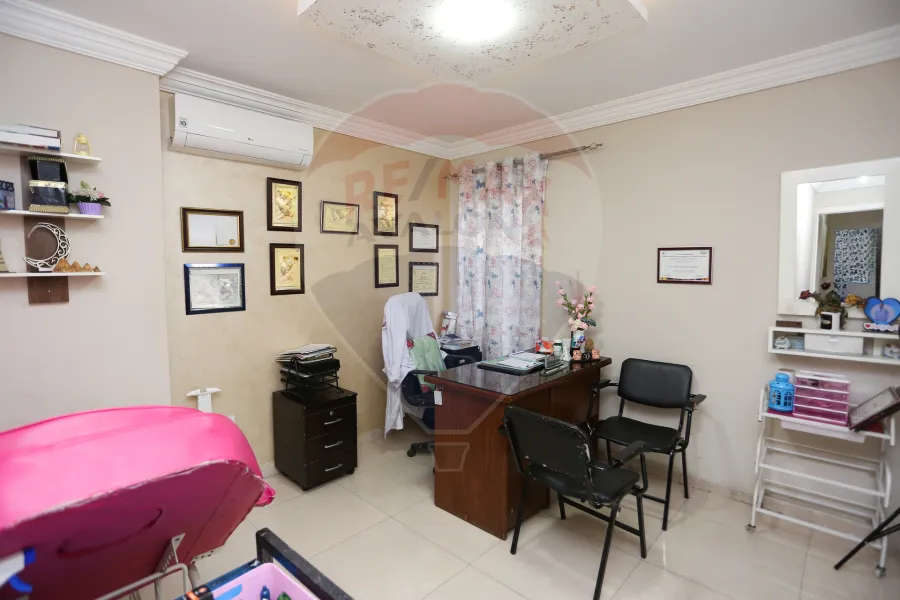 شقة إداري للبيع 130 م السيوف (ش مصطفي كامل)