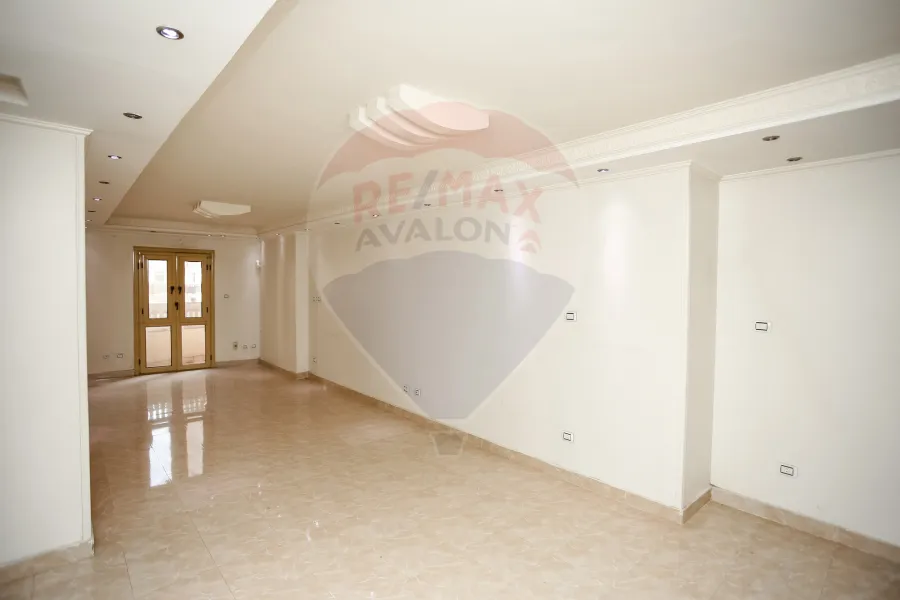 Apartment for rent 135 m Louran (steps from Abu Qir Street)