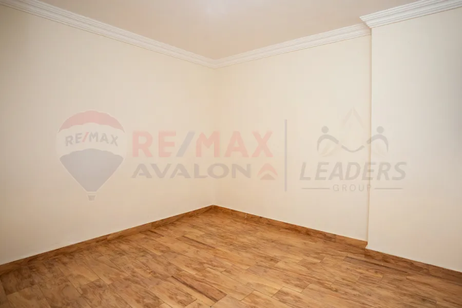 شقة للبيع 162 م  سابا باشا (ش خليل مطران)