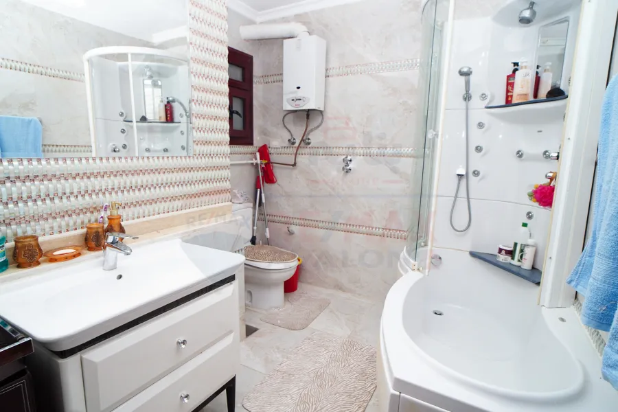 Apartment For Sale 192 m Kafr Abdou (front of Carrefour)