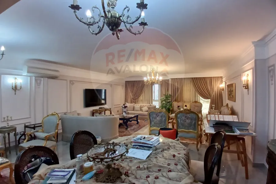 شقة للبيع 341 م الشلالات (ابراج كليوباترا بلازا)