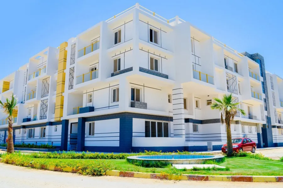 Apartment for Sale 194m Borg El-Arab (El-Kafoury Road- Lakeside Compound)
