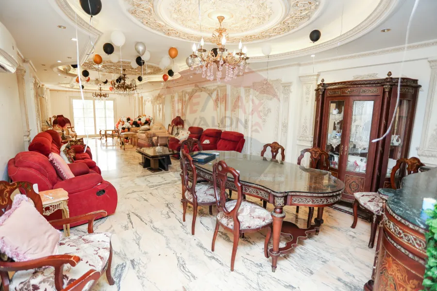 شقة للبيع 245 م جليم ( طريق الحريه - ش ابو قير  )