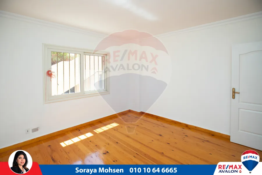 فيلا كواترو للبيع 470 م ارض + 147 م مباني  كينج مريوط (كمبوند اليكس ويست)