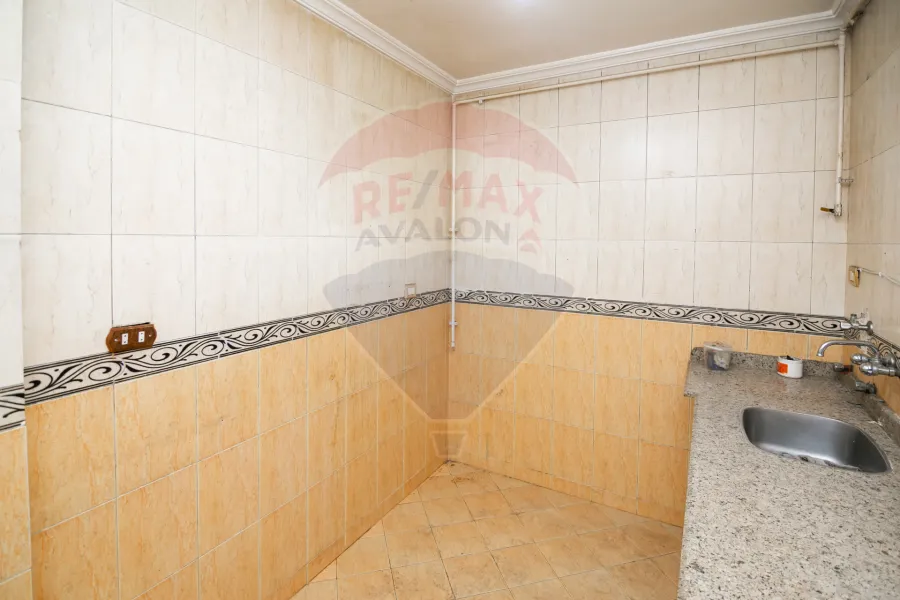 Apartment for sale in 130 m Al-Syouf (Gamila Bou Harid St.)