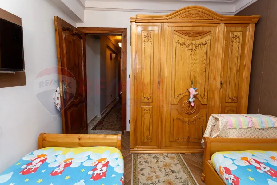 شقة للبيع 135 م سبورتنج (ش محمود الطوربيني)