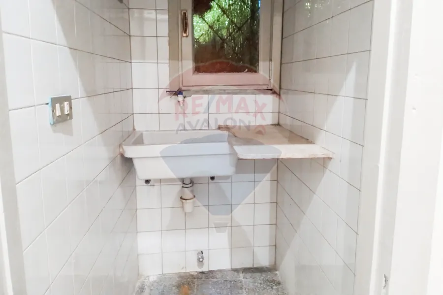 محل تجاري للإيجار 191 م ثروت (ش عبد الخالق ثروت)