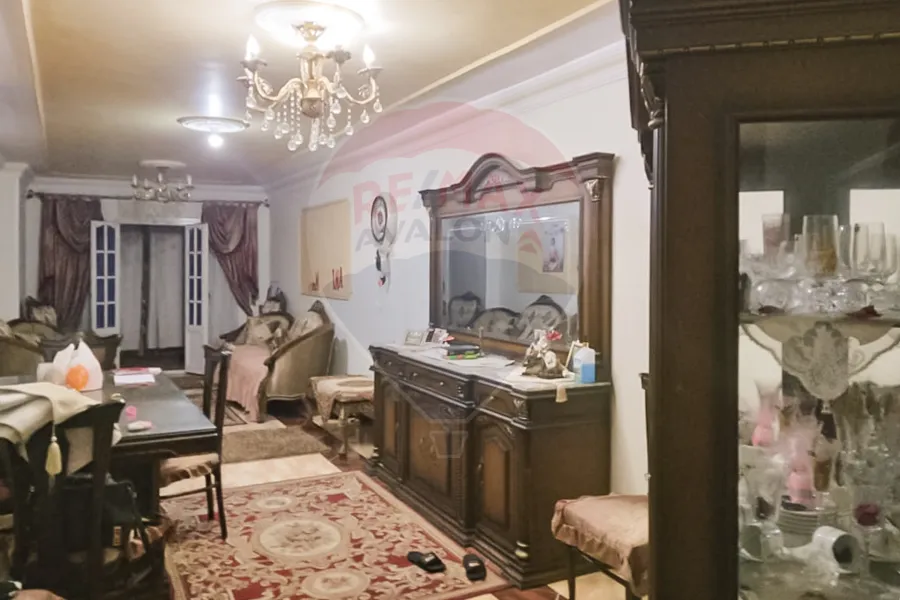 شقة للبيع 140 م ميامي (متفرع من ش اسكندر ابراهيم)