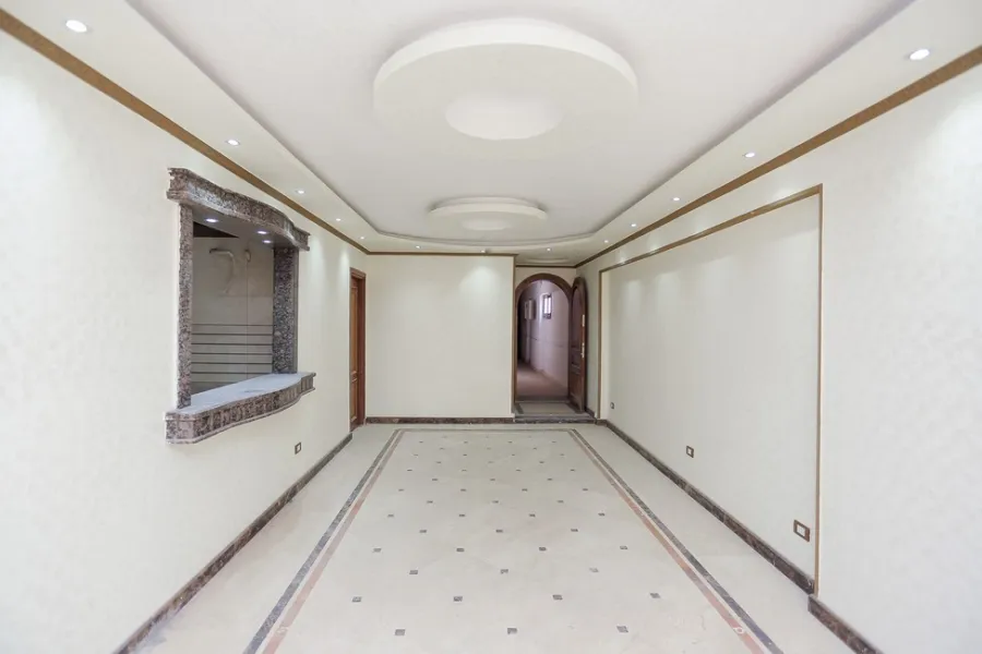 شقة للبيع 152م بولكلي (ش لافيزون) 