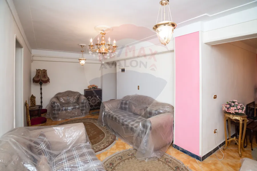 Apartment for sale 90 m sidi gaber (Steps from Marshal Street)