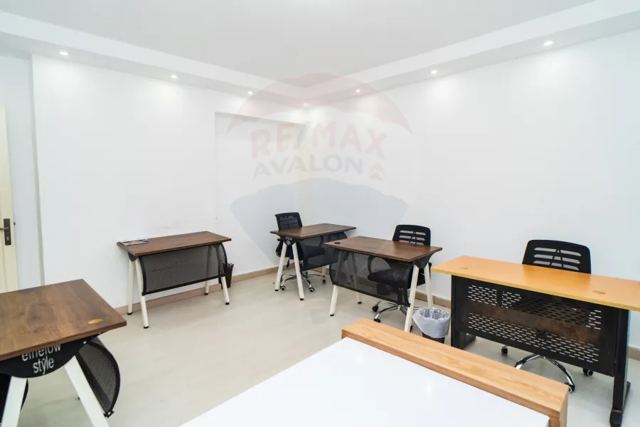 Administrative headquarters for sale 260 m Gleem (in front of the digestive system hospital)