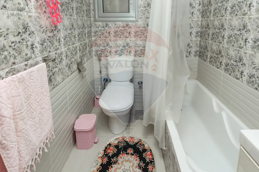 Apartment for sale 205 m Alsoyof (Mostafa Kamel St.)