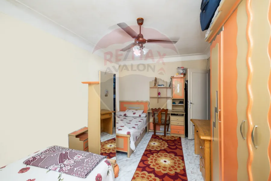 شقة للبيع 136 م المندرة (شارع سليمان الفارسي)