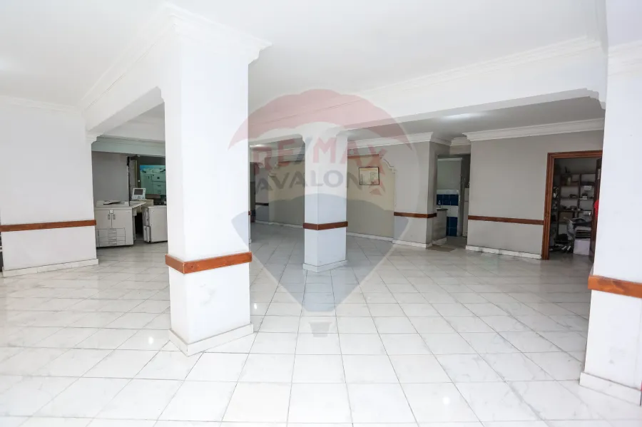 Commercial Unit for Sale or Rent 400 m agricultural road directly (in front of Alexandria International Airport)