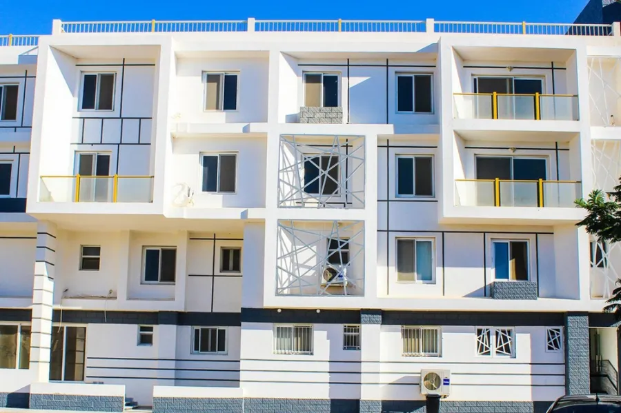 Apartment for Sale 194m Borg El-Arab (El-Kafoury Road- Lakeside Compound)