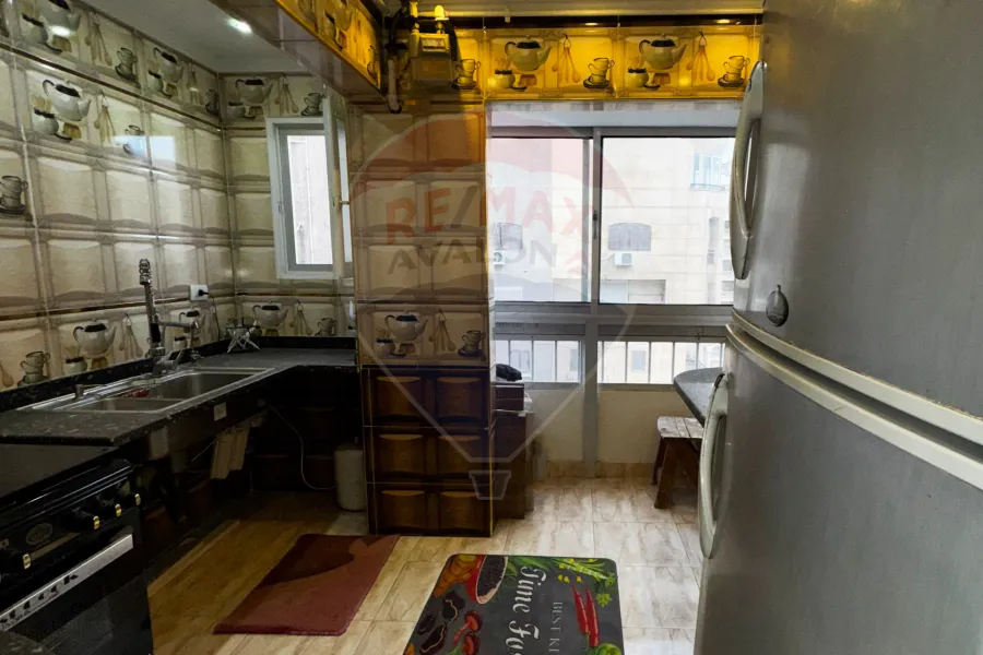 شقة للايجار المفروش 150 م سموحة (متفرع من ش فوزي معاذ)