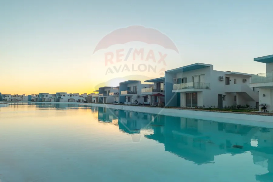 فيلا ستاند الوان للبيع (فوكا باي - راس الحكمة) 190 م