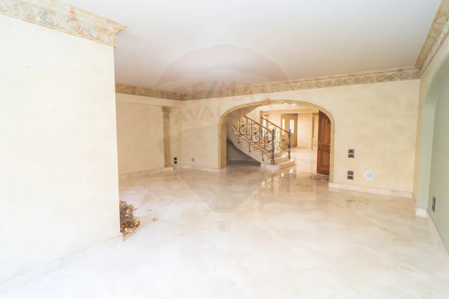 Duplex for sale 370 m Smouha (mostafa kamel st.)