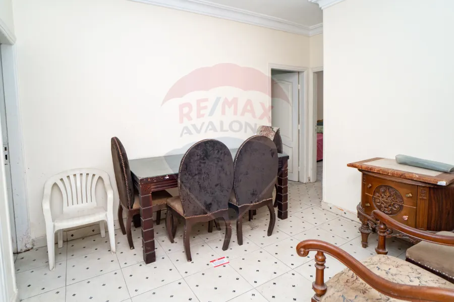 شقه للبيع 160 م ميامي (خطوات من البحر)