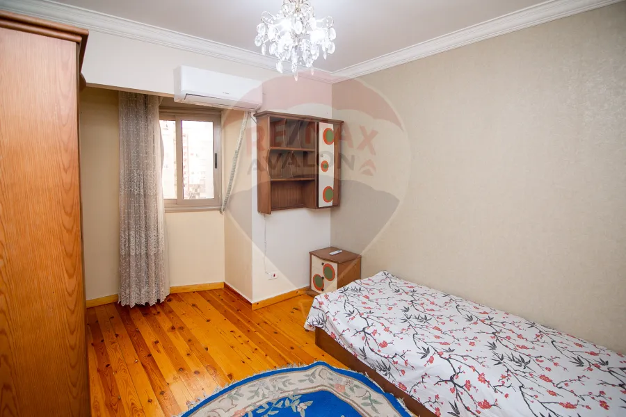 Apartment for rent 140 m Ibrahimia (Gawad Hosni St)