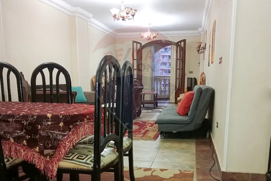 شقة للبيع 150 م السيوف (ش جميلة بو حريد الرئيسي)