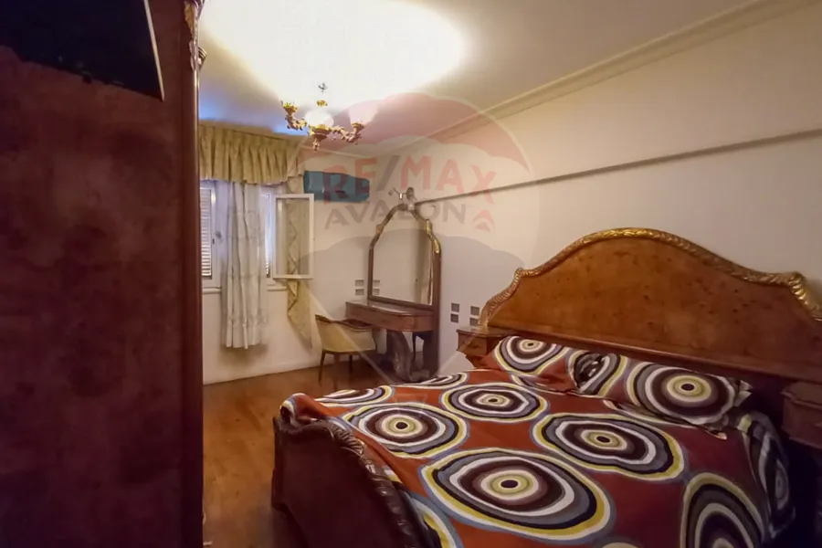 Furnished apartment for rent 220 m Smouha (division of judges)