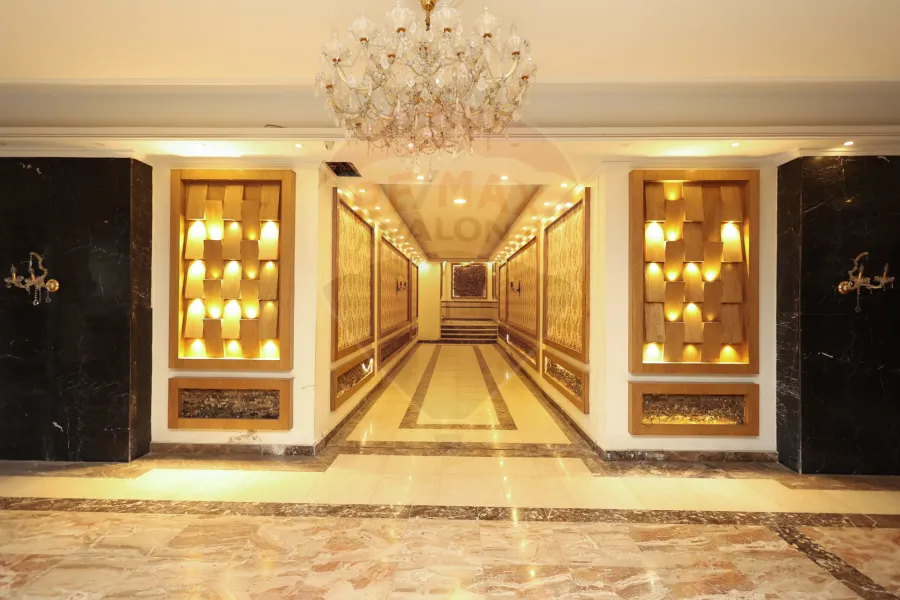 Adminstrative unit for sale 2,300 m Smouha (May 14 Bridge - in front of Green Plaza)