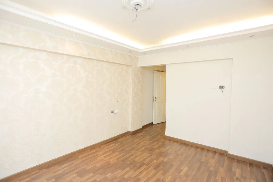 شقة للبيع 135 م السرايا (خطوات من البحر)