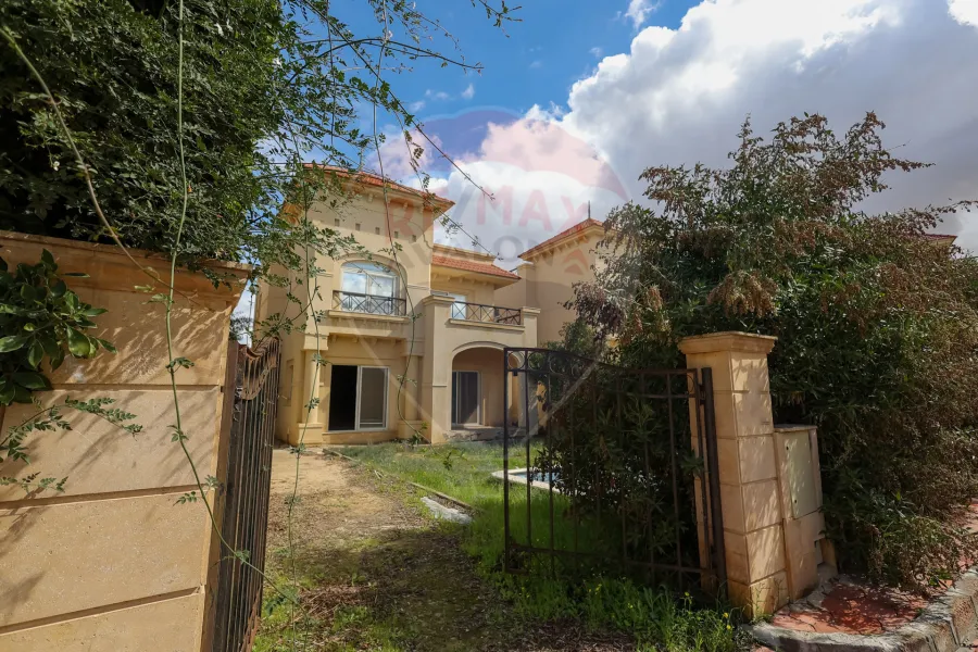 فيلا للبيع برج العرب (كمبوند الصفوة دريم)