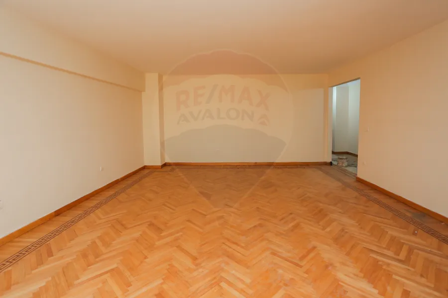 Apartment for sale 215 m Roushdy (Abu Qir St.)