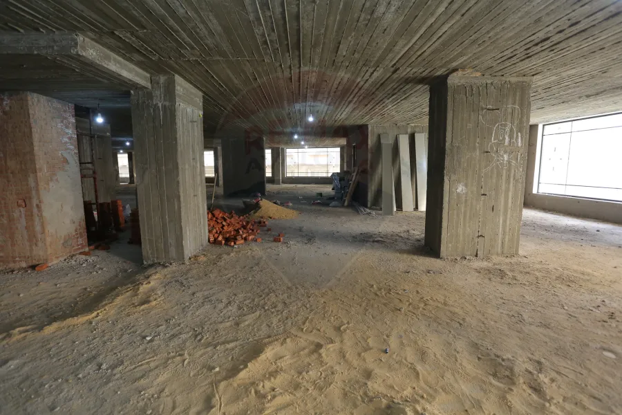 Mezzanine for rent 770 m San Stefano (directly on the tram)