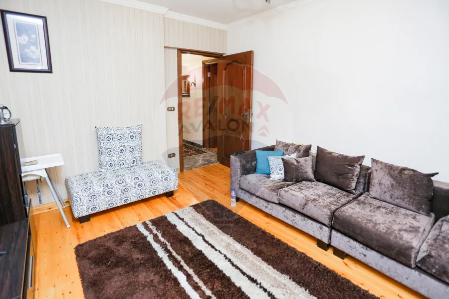 Apartment for sale 190 m Kafr abdou (Sakina bnt elhussien St)