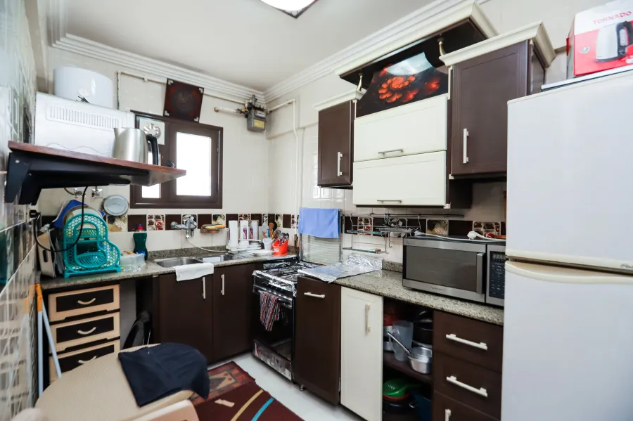 شقة للايجار مفروش  120 م سموحة (كومباوند فيروزة سموحة)