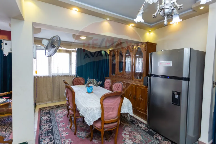 Apartment for sale 160 m Zizina (corner of Abu Qir St. with Amin Yahya St.)