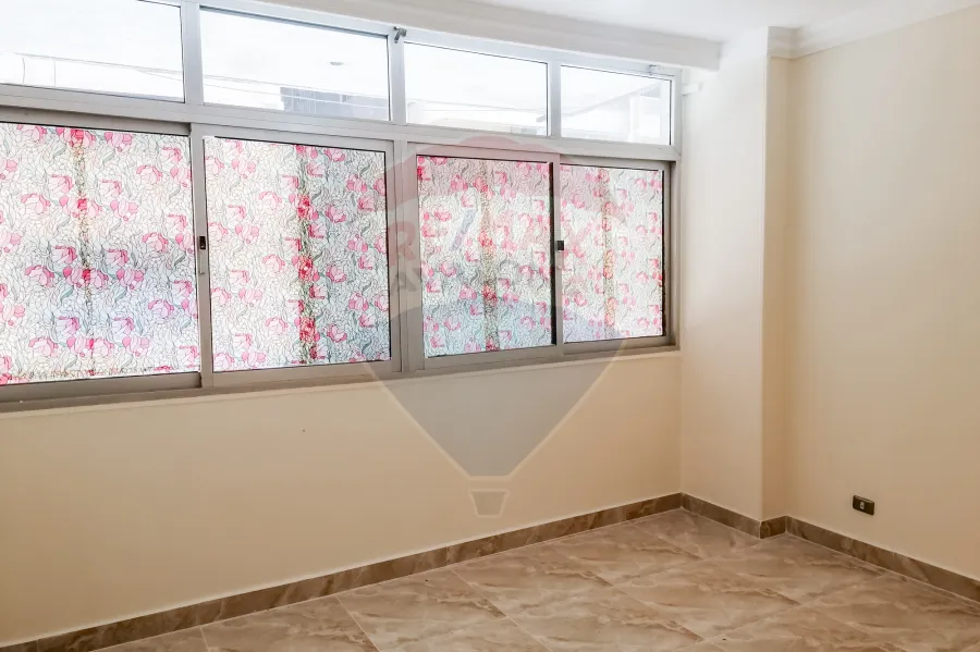 Apartment For Sale 100 m Smouha (Branched from Mostafa Kamel St .)