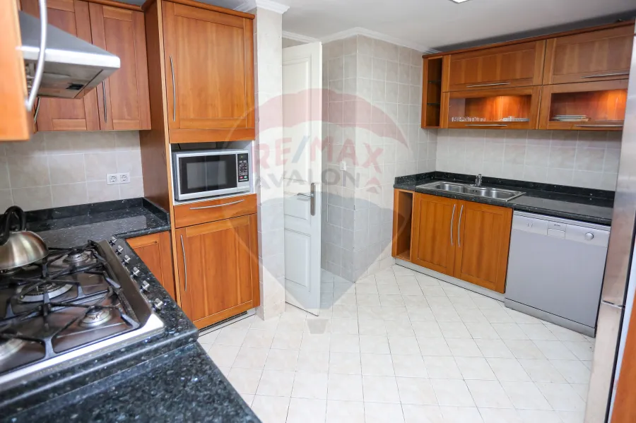 Apartment for Sale 275 m San Stefano (Foursesons)