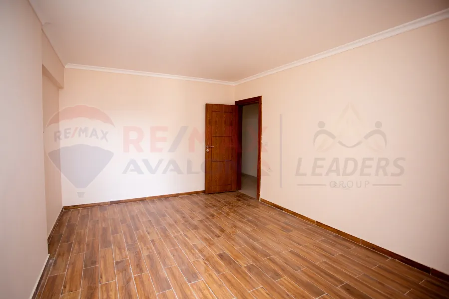 شقة للبيع 209 م سموحة (جراند فيو)