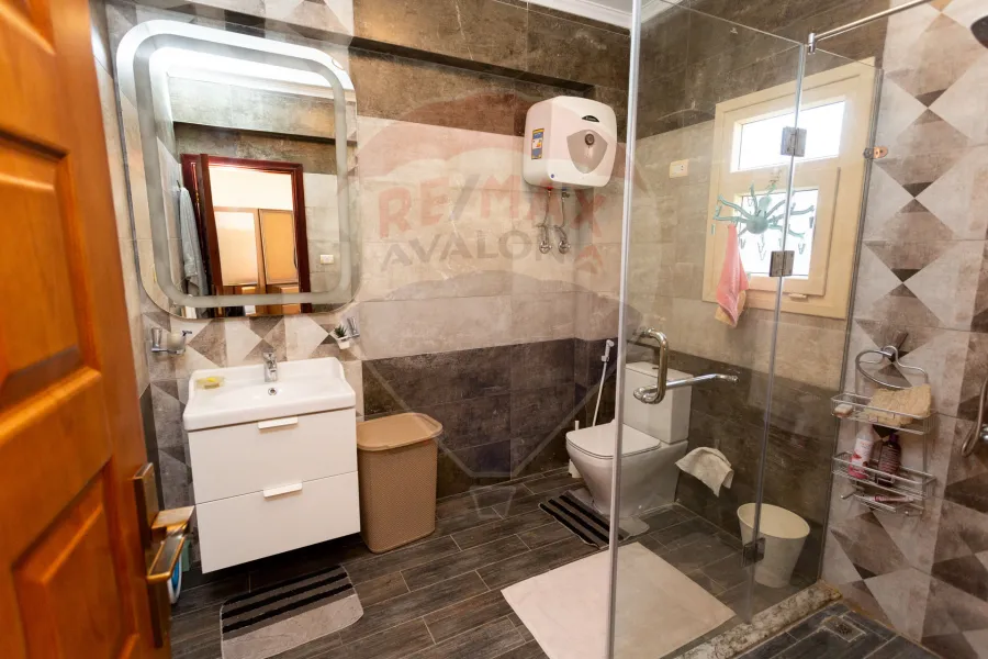 Furnished twin house for annual rent, 350 m², King Mariout (Al Orouba Royal)