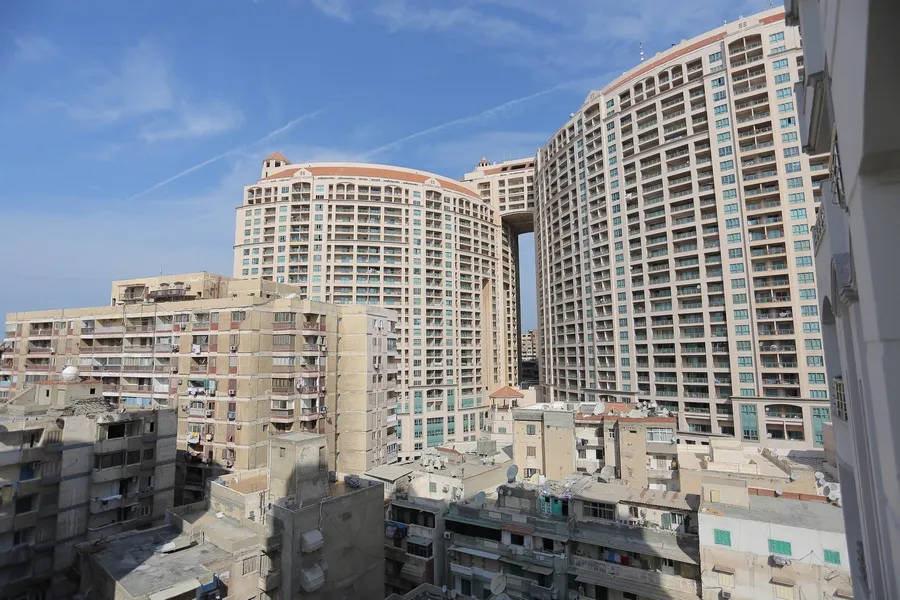 شقة للبيع 150م سان ستيفانو - بين الترام والبحر