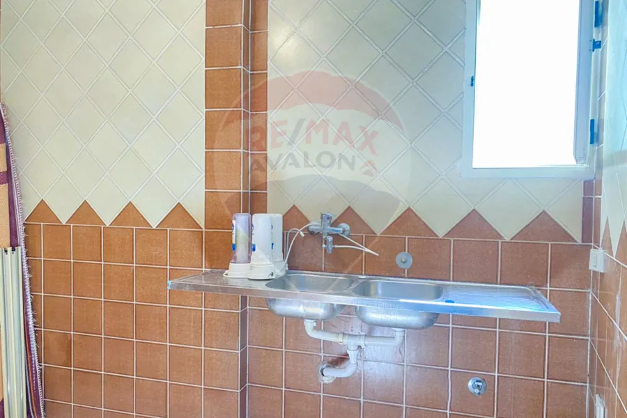 شقة للإيجار 135 م سبورتنج (فيو نادى سبورتنج)