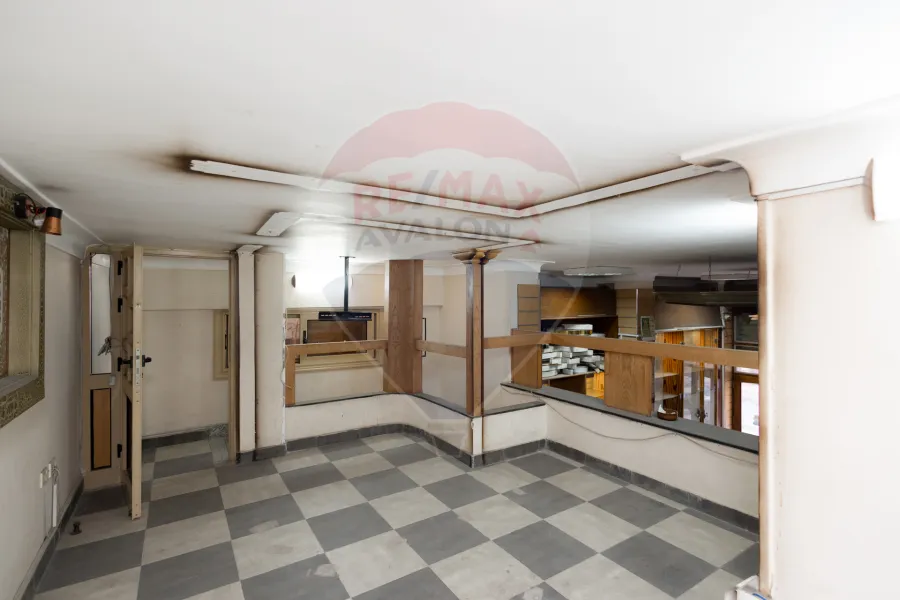 Commercial shop + up floor for sale 85 m Sidi beshr (mohamed najeeb street)