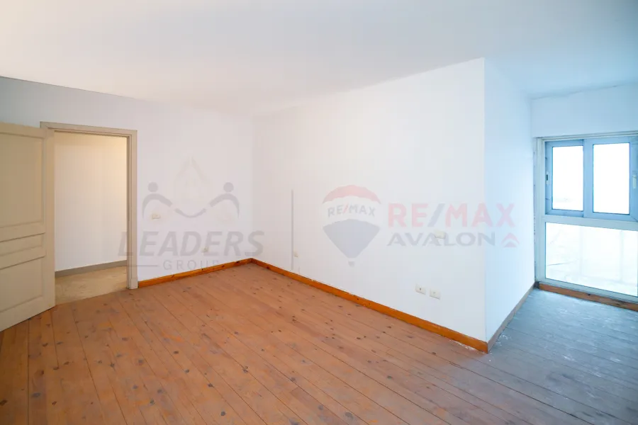 Apartment for sale 150 m Saba Pasha (branched from El Geish Road)