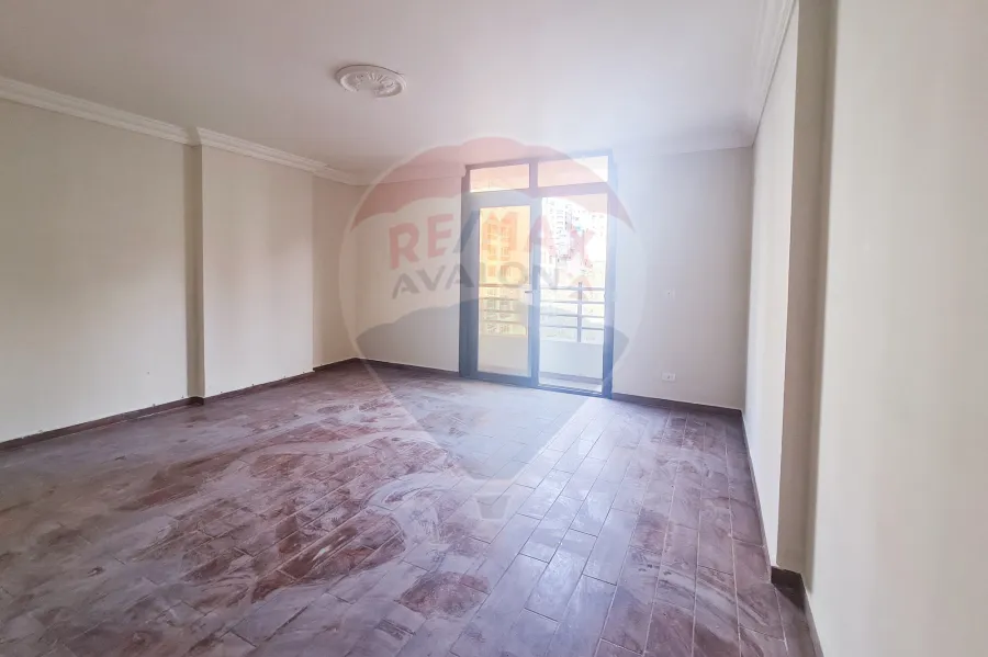 Apartment for rent 235 m Sporting (Abu Qir St. directly)