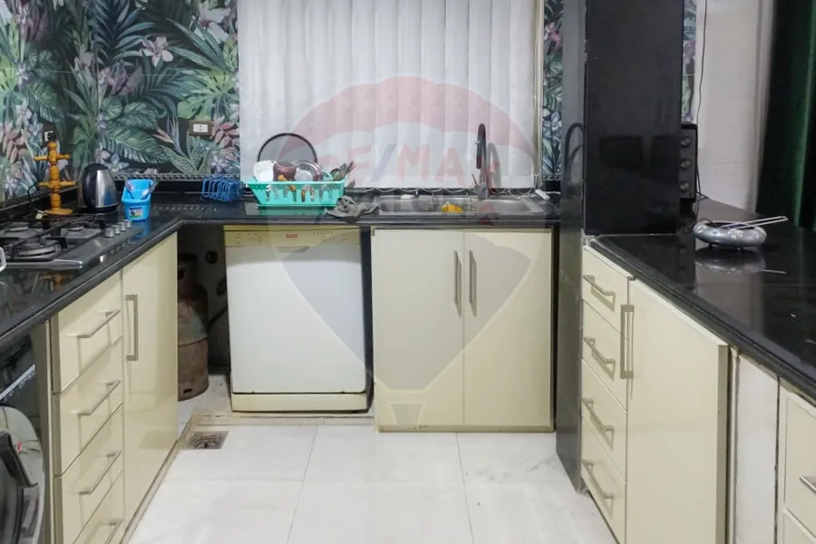 Ground Chalet + Garden for sale The North Coast (Ramsis Village)