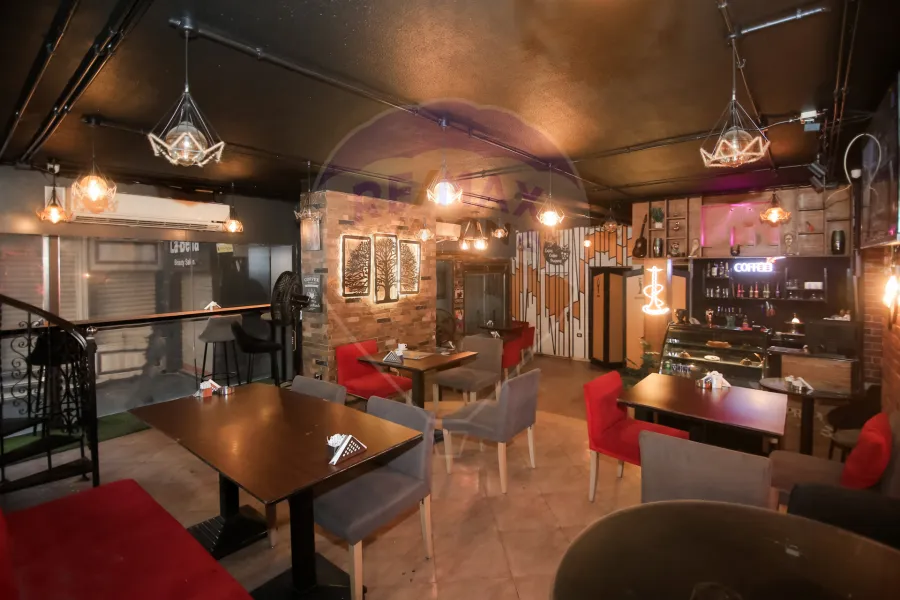 Shop for sale 118 m Rushdi (directly on the tram)