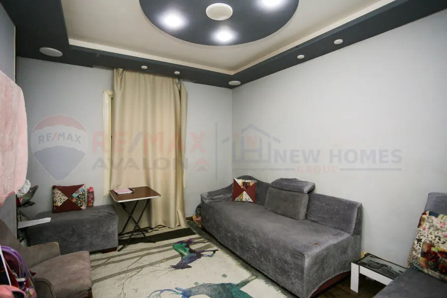 شقة للبيع 145 م كليوباترا ( ثالث نمرة من البحر )