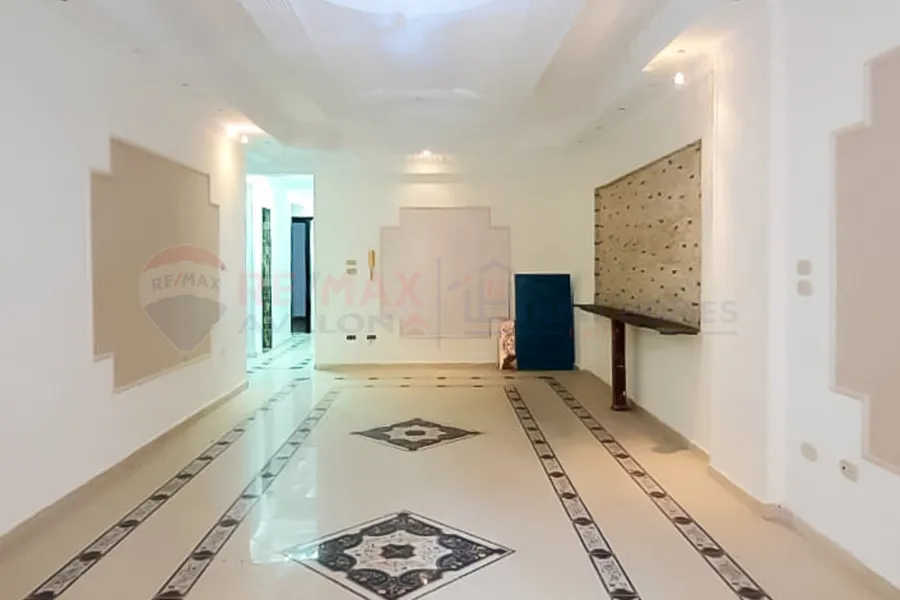 شقة للبيع 150 م ميامي (موزاي لشارع اسكندر ابراهيم)