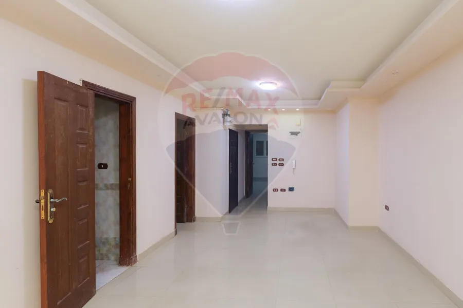 Apartment For Sale 150 m Lauran (Side sea view)