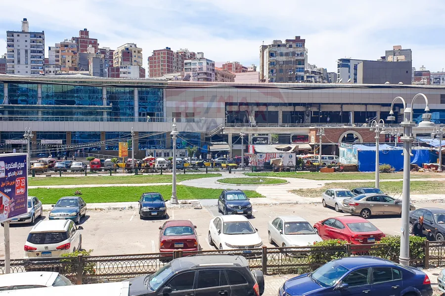 شقة إداري للإيجار 110 م سموحة (خلف محطة سيدي جابر)