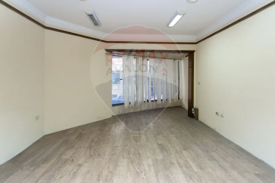 ميزان اداري للايجار 68 م سموحة (ش كمال الدين صلاح)